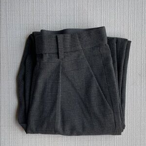 Uniqlo women’s gray smart ankle pants size XS